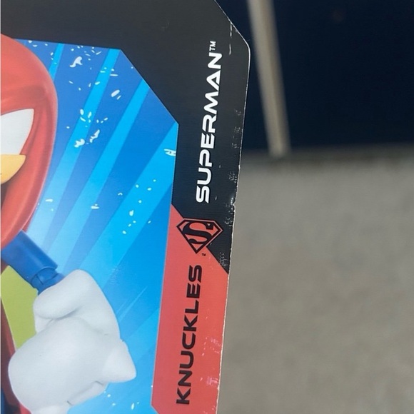 DC x Sonic the Hedgehog Knuckles as Superman 5” Jakks Pacific - Picture 8 of 12